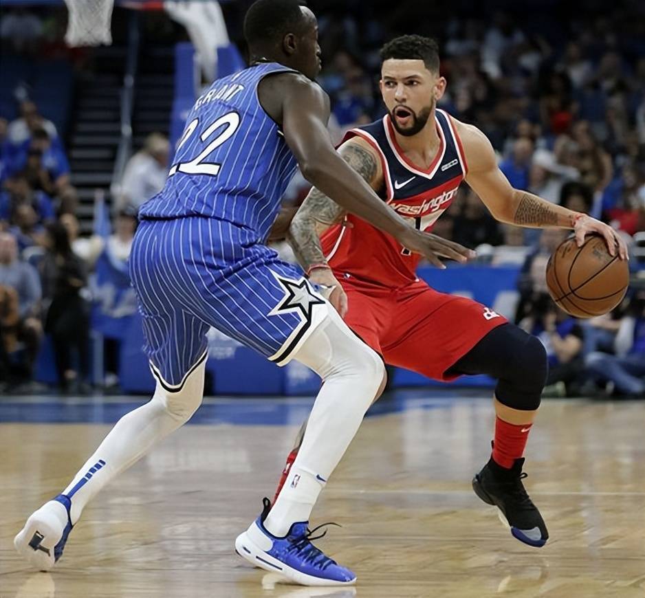 登录入口-独行侠不断突破！，梅西连续二十场比赛得分超过出色发挥观众掌声雷动的简单介绍-登录入口